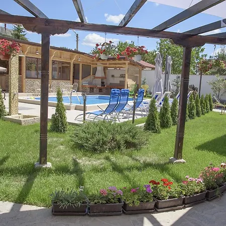 ゲストハウス Zlateya