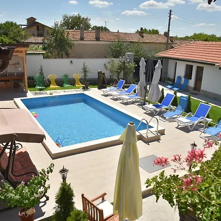 ゲストハウス Zlateya